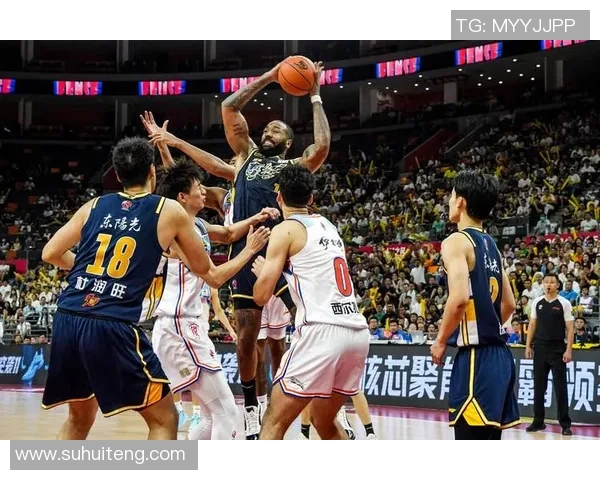 2011年CBA季后赛广东队对阵新疆队的精彩对决回顾与分析